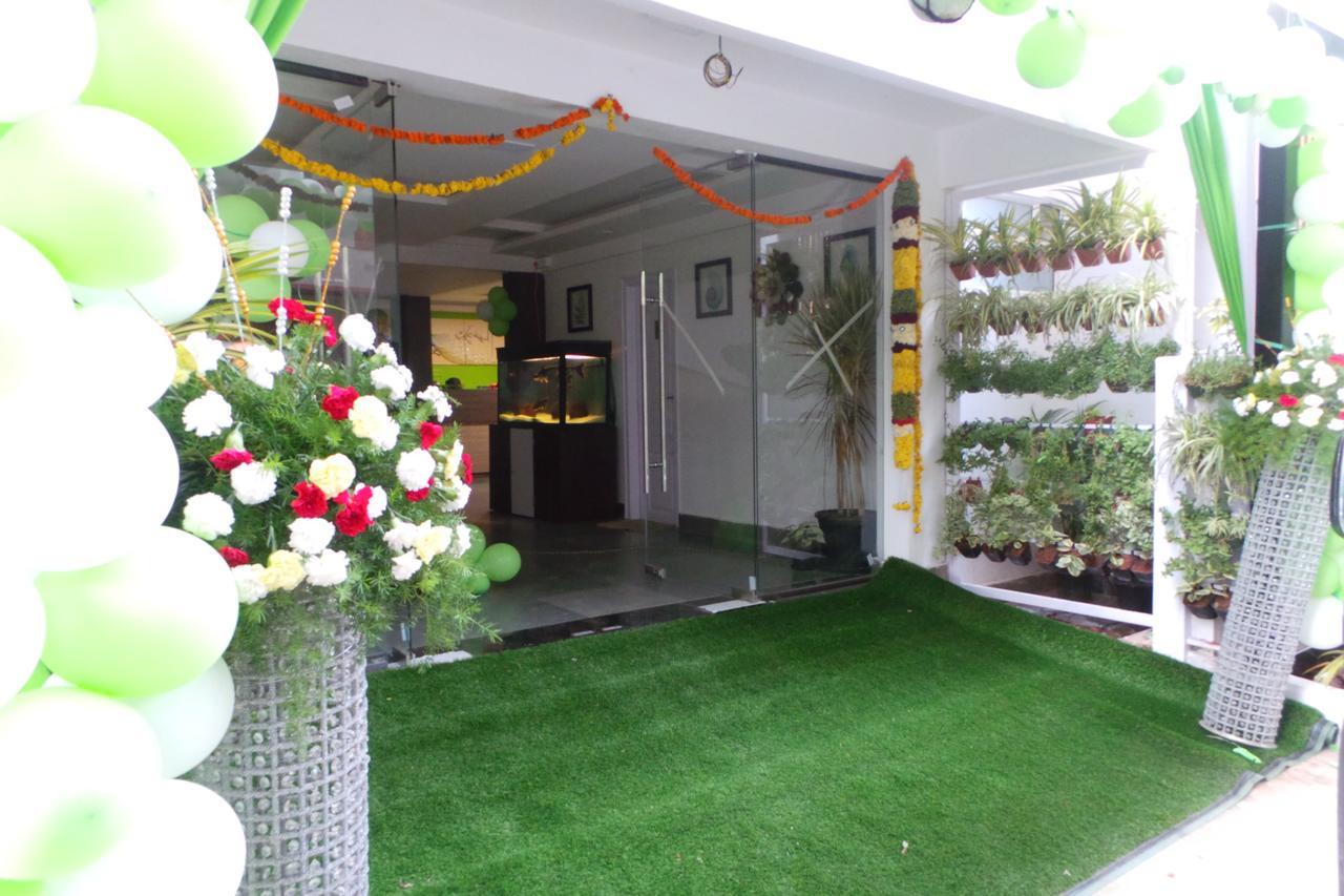 White House Hotel Bangalore Exterior foto